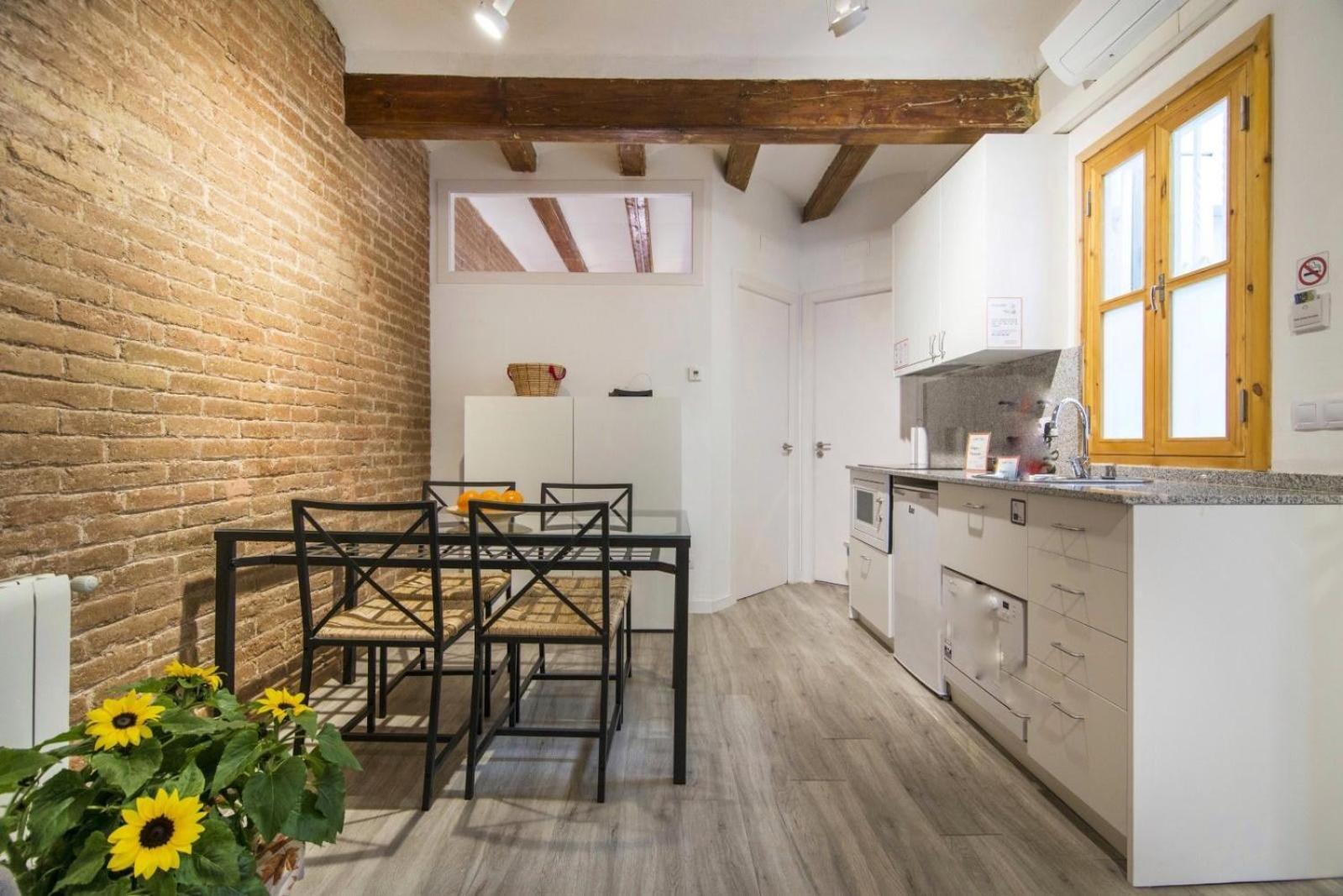 Happy People Ramblas Harbour Apartments Barcelona Exterior photo